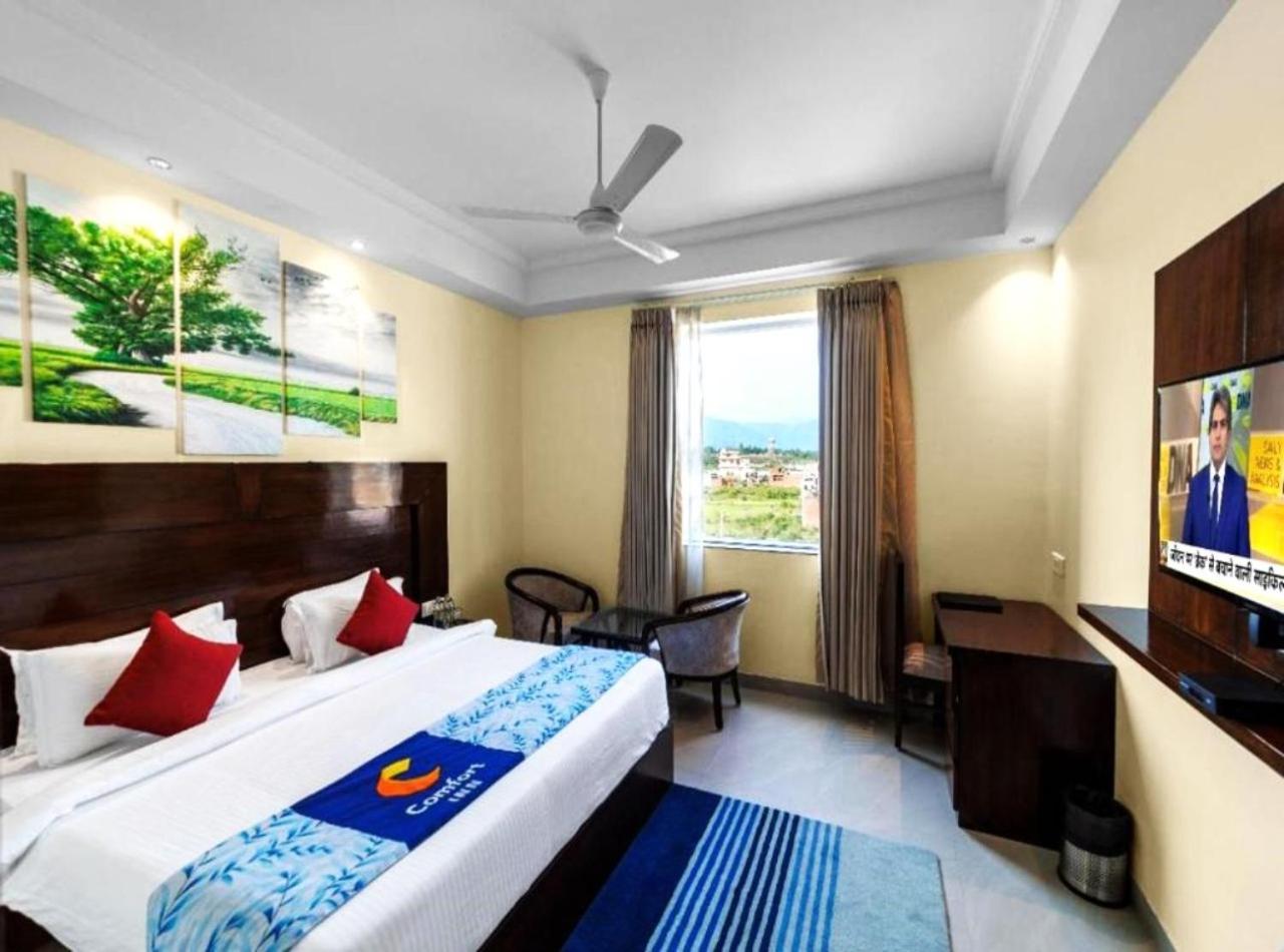 Comfort Inn Rishīkesh Eksteriør bilde